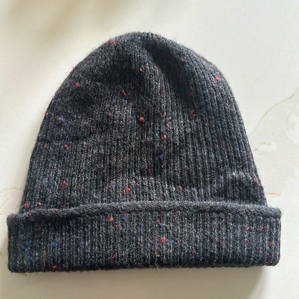 Madewell charcoal + red/blue beanie